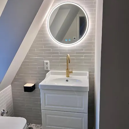 Otel Pebbles By Ring *