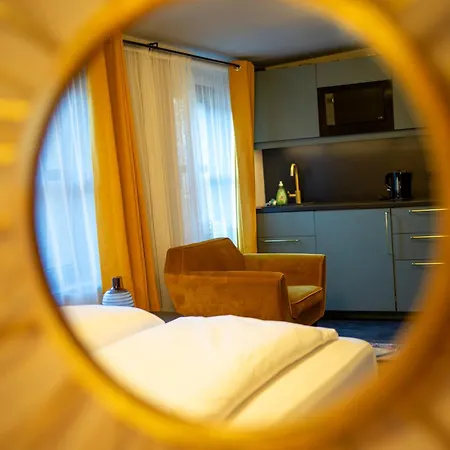 Pebbles By Ring Hotel